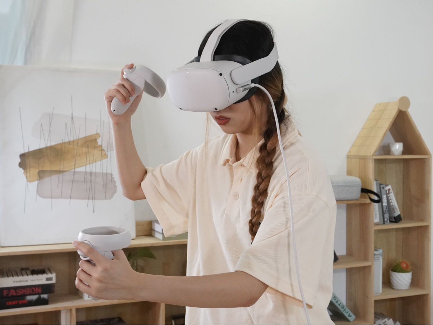 How to grip the Oculus Quest 2 controller while playing Beat Saber and recommended grips accessories