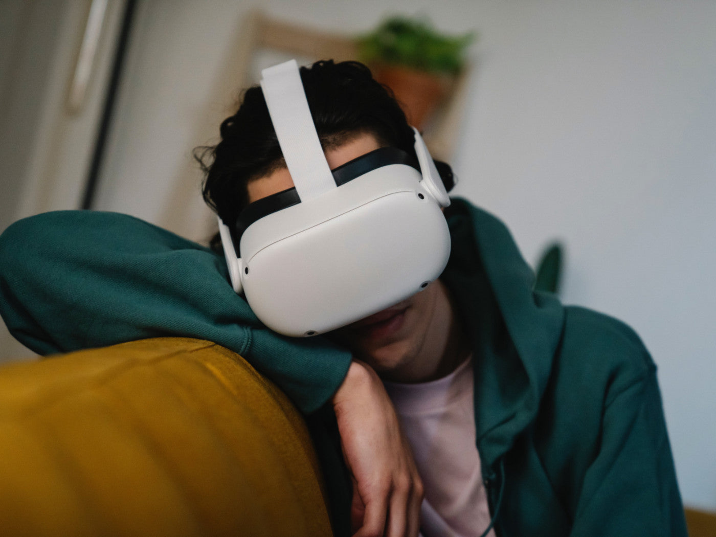 Is It Okay To Sleep While Wearing Your VR Headset?