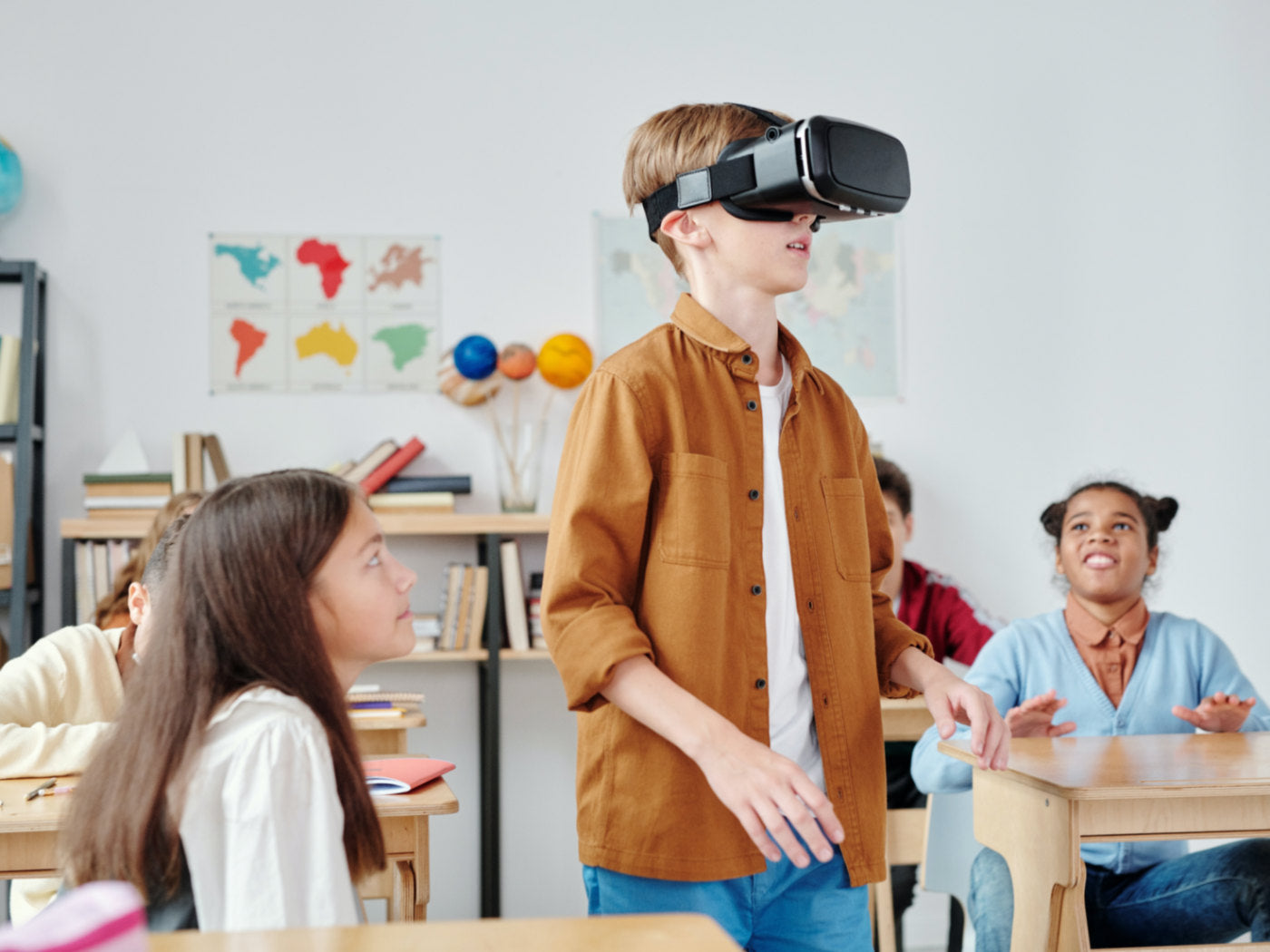 Virtual Reality Classroom Example Beyond the Classroom Walls: Navigating the Expansive Realms of Virtual ...